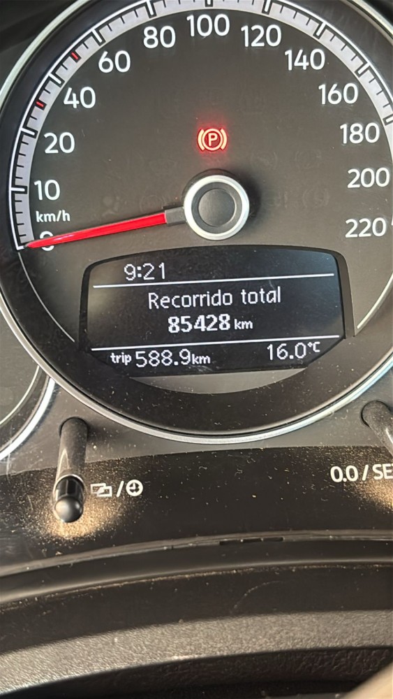 Volkswagen UP HIGH 1.0 5 PTAS — foto 8