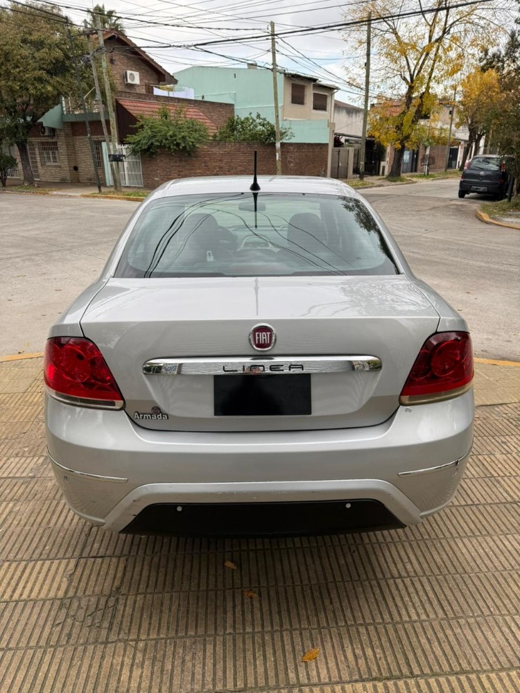 Fiat Linea Absolute 1.8 16v — foto 4