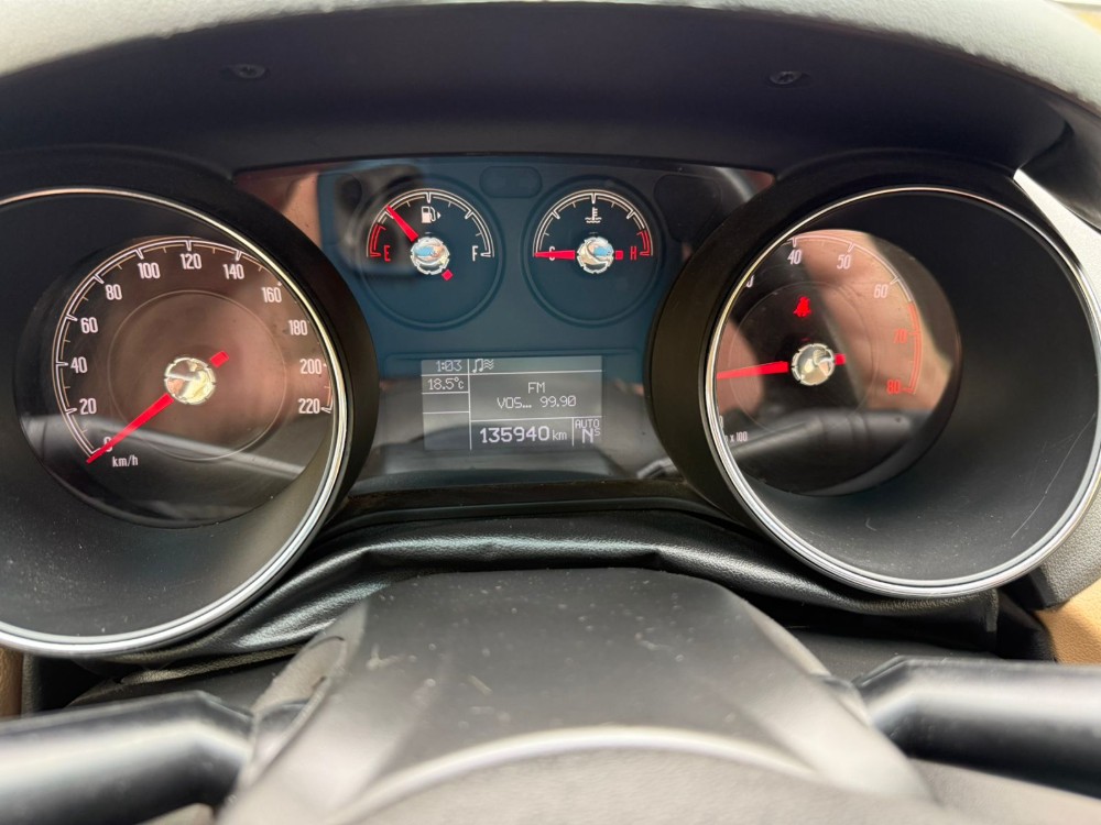 Fiat Linea Absolute 1.8 16v — foto 12