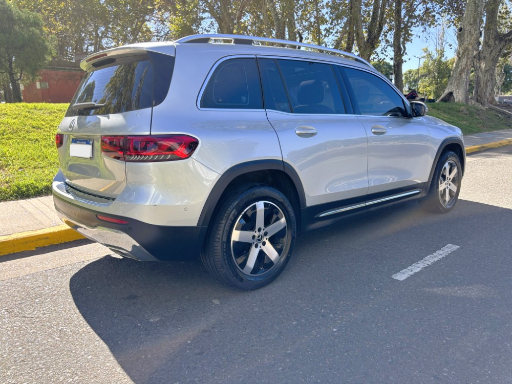 Mercedes-Benz GLB 200 Advance — foto 5