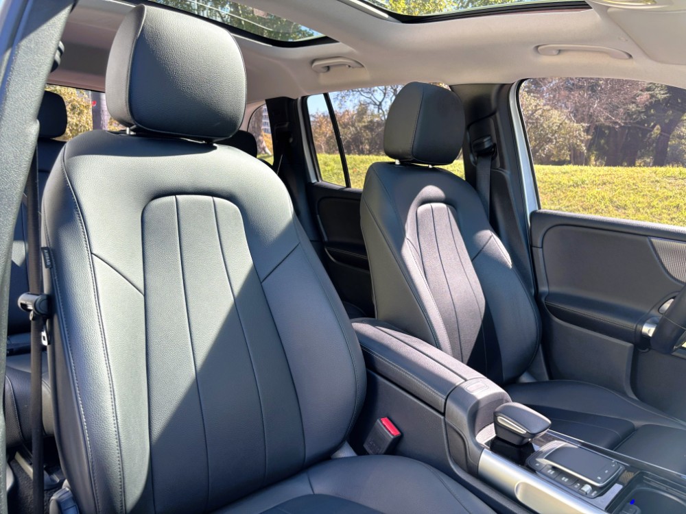 Mercedes-Benz GLB 200 Advance — foto 13