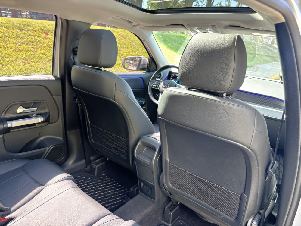 Mercedes-Benz GLB 200 Advance — foto 14