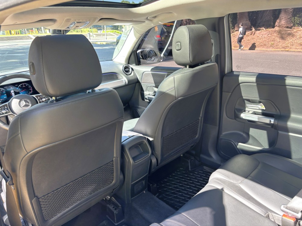 Mercedes-Benz GLB 200 Advance — foto 15