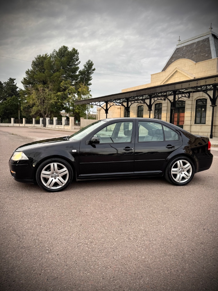 Volkswagen Bora  1.8 Turbo — foto 9