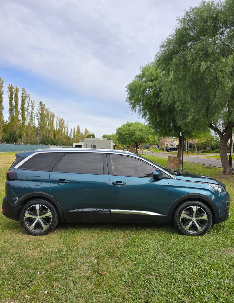 Peugeot 5008 2.0 hdi turbo diésel — foto 3