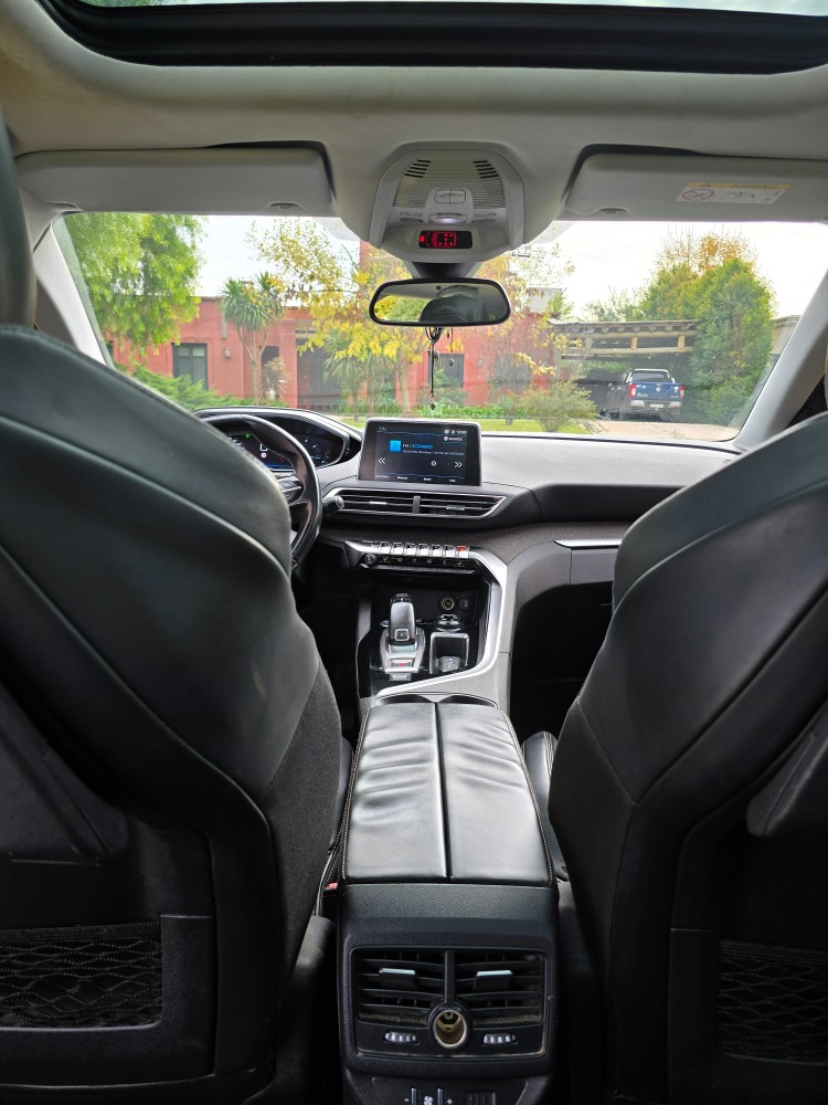 Peugeot 5008 2.0 hdi turbo diésel — foto 9
