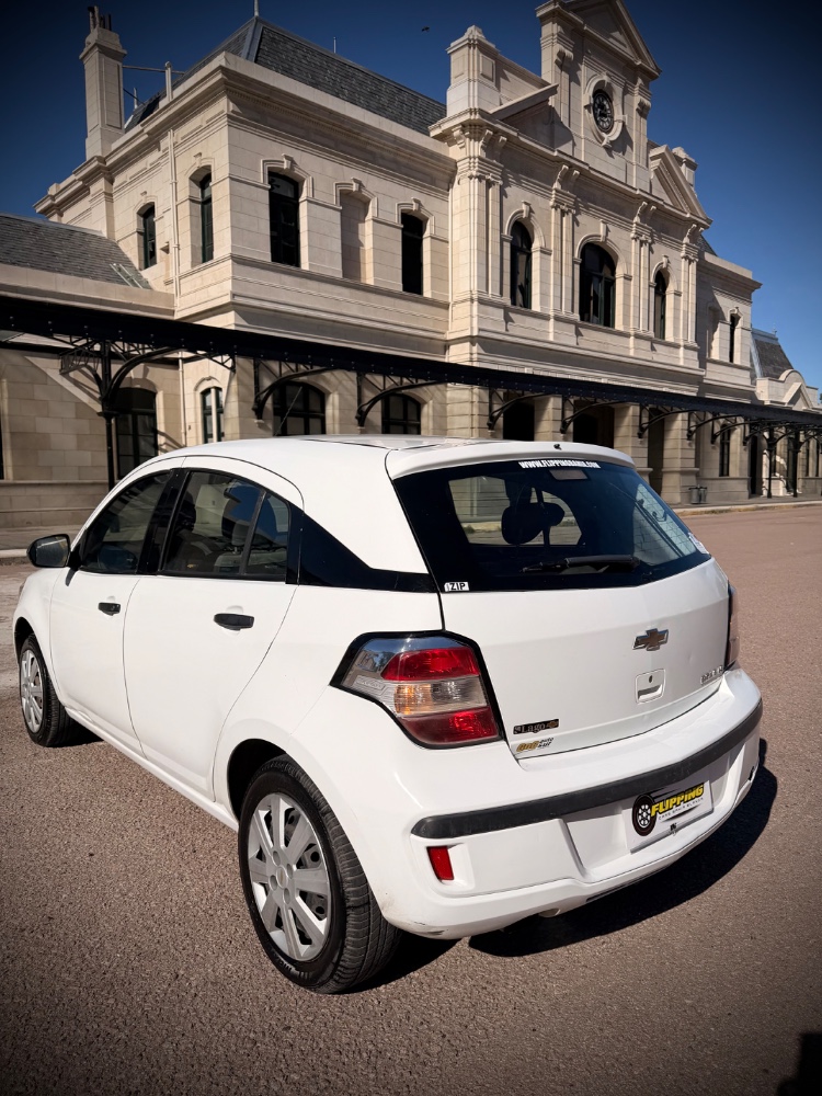 Chevrolet Agile LS — foto 9