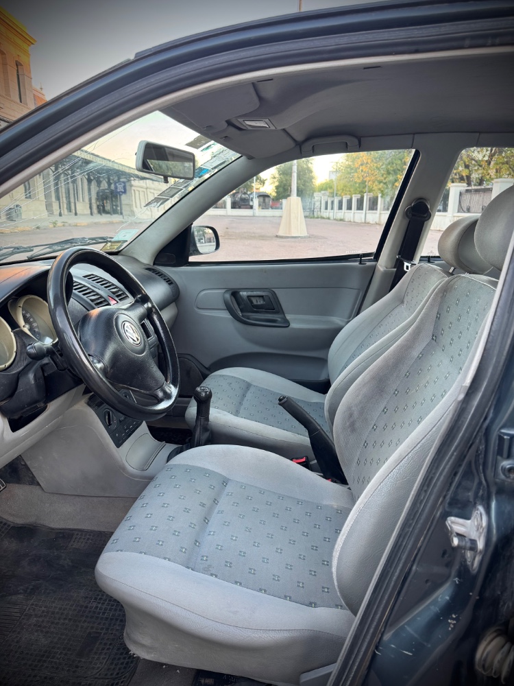 Volkswagen Polo — foto 5