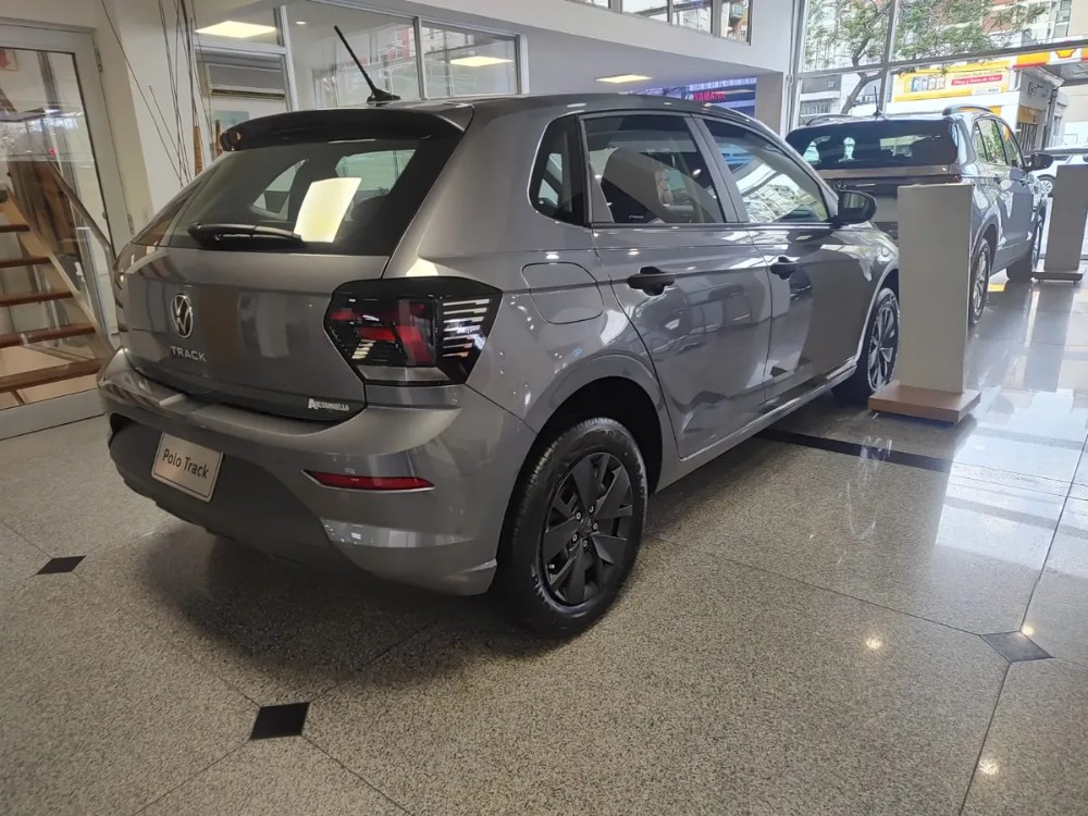 Volkswagen Polo Track — foto 3