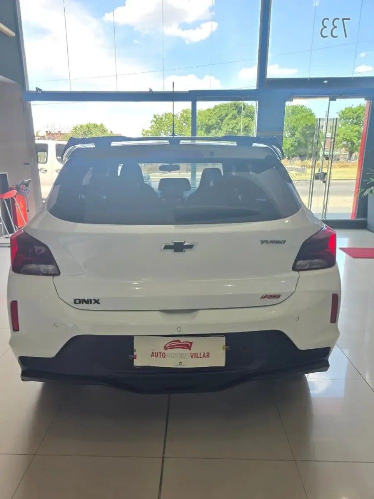 Chevrolet Onix RS — foto 5