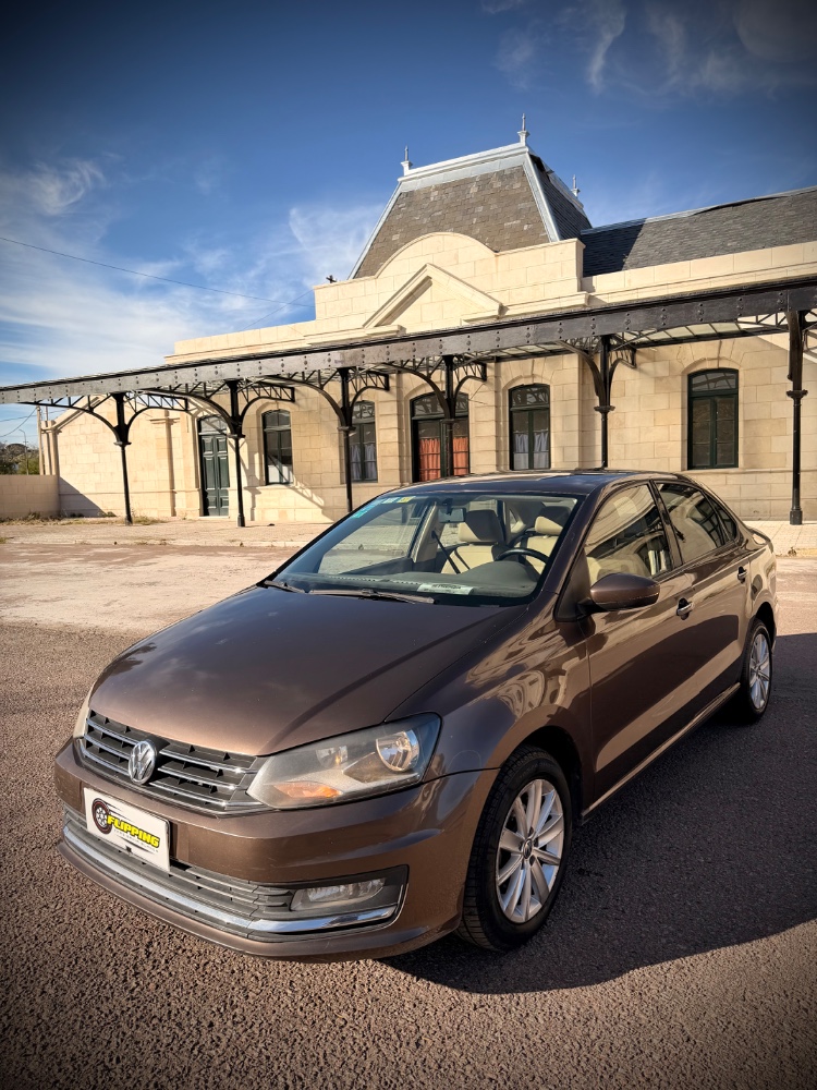 Volkswagen Polo — foto 7