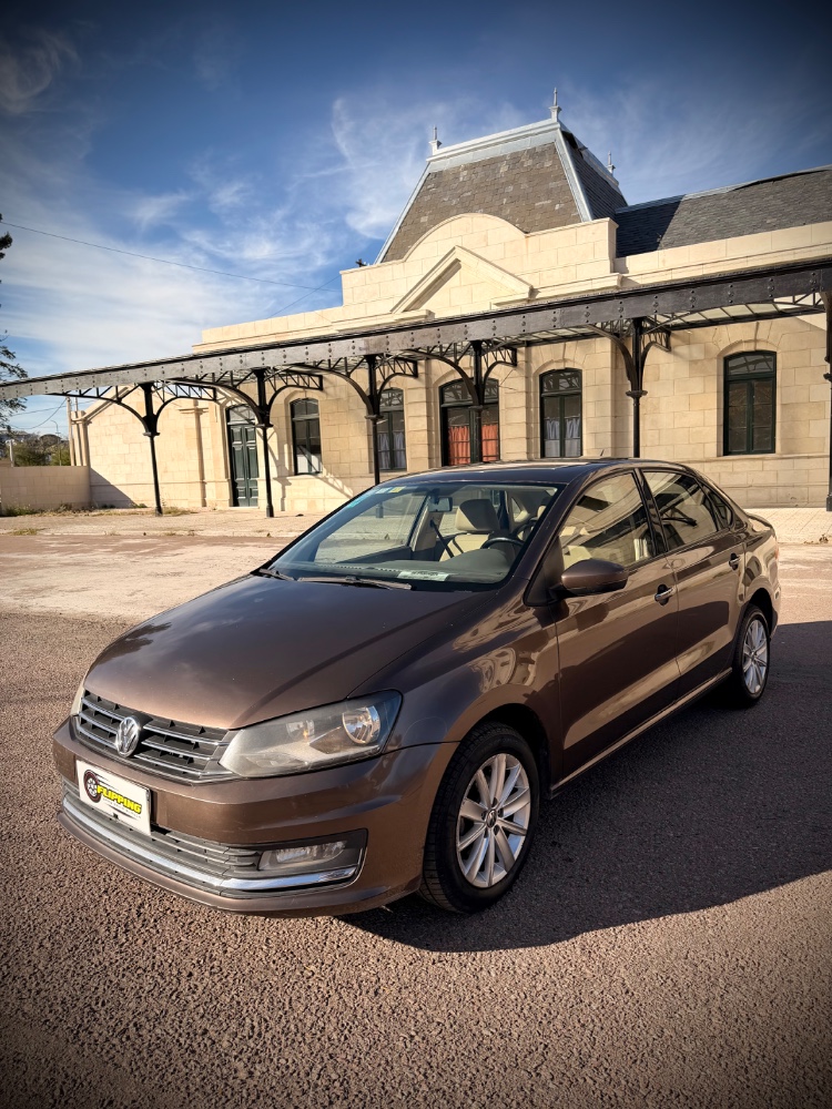 Volkswagen Polo — foto 9