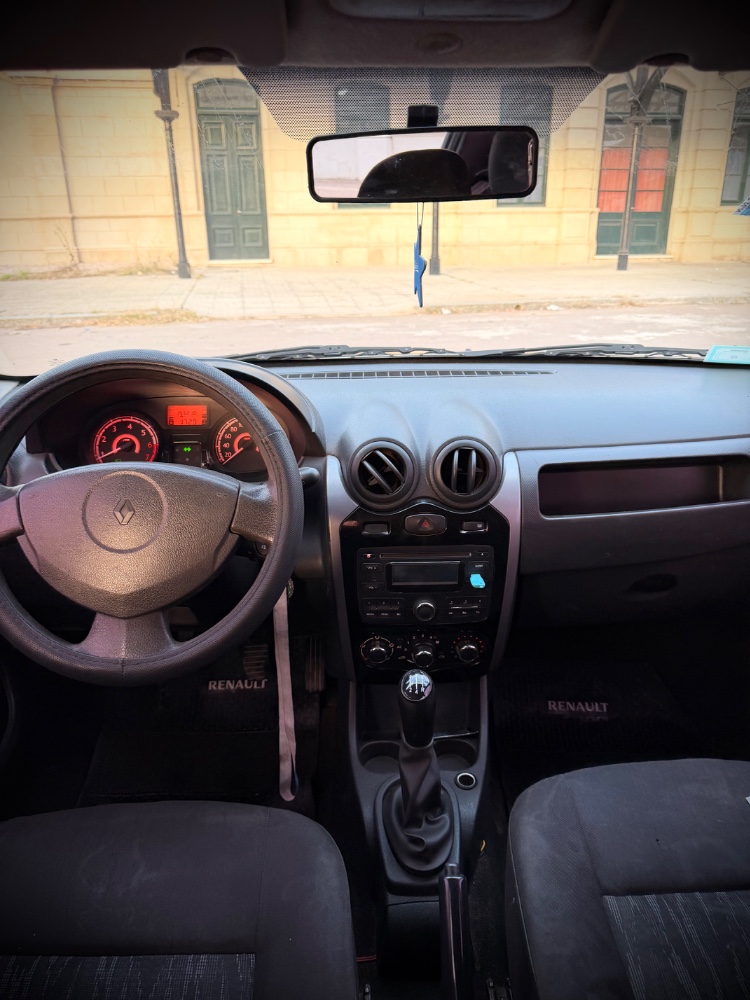 Renault Sandero — foto 3