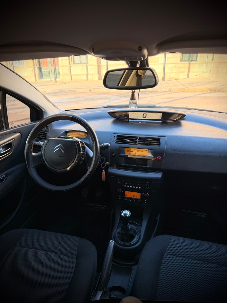 Citroën C4 — foto 2