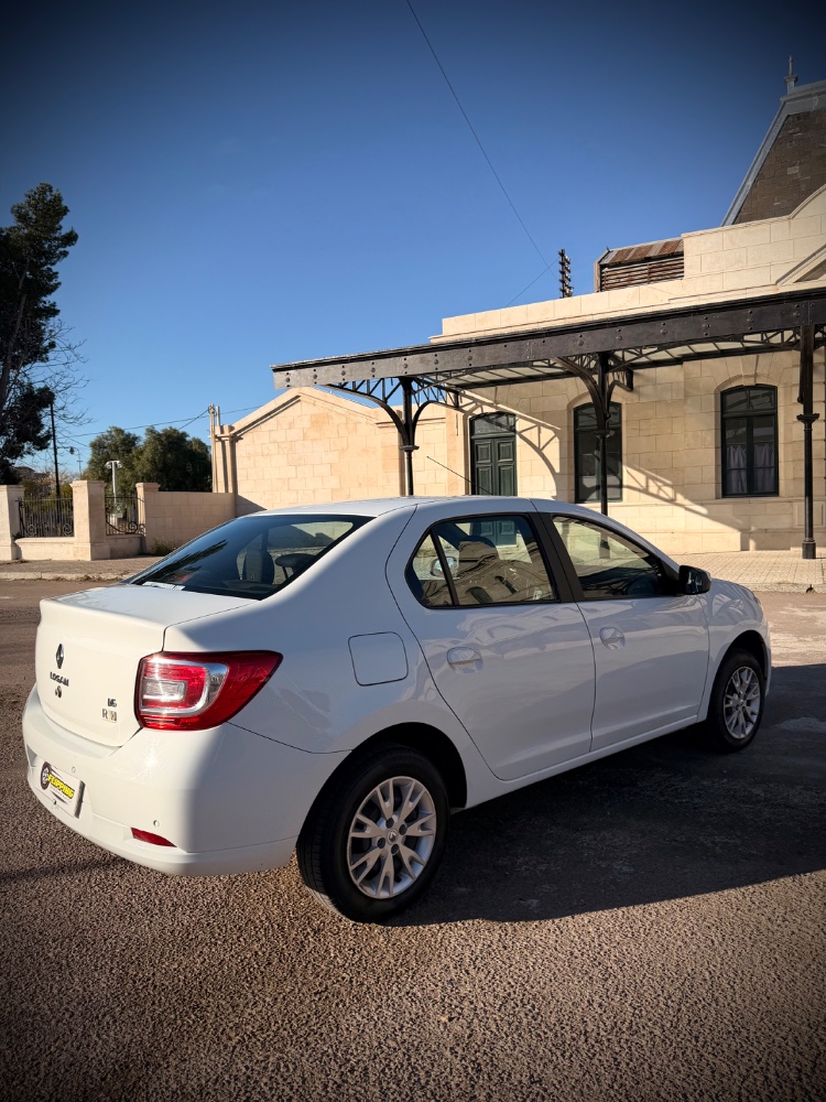 Renault Logan — foto 9