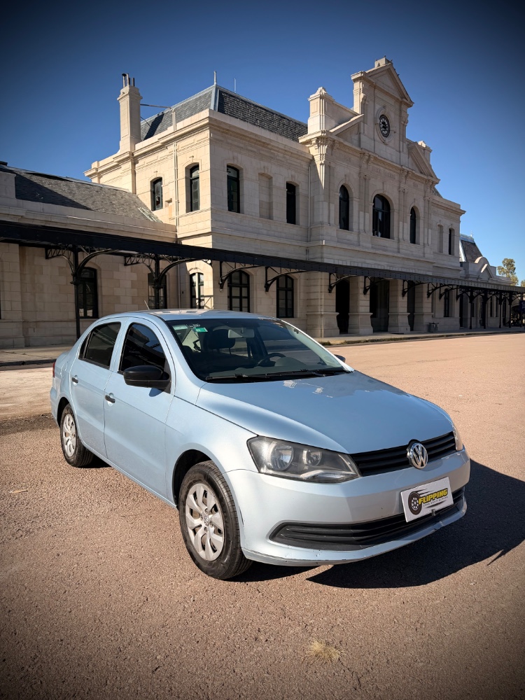Volkswagen Voyage — foto 9