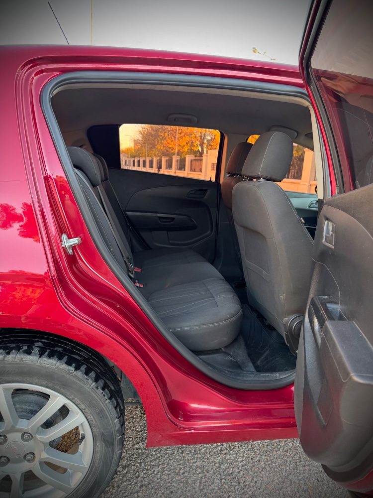 Chevrolet Sonic LT — foto 4