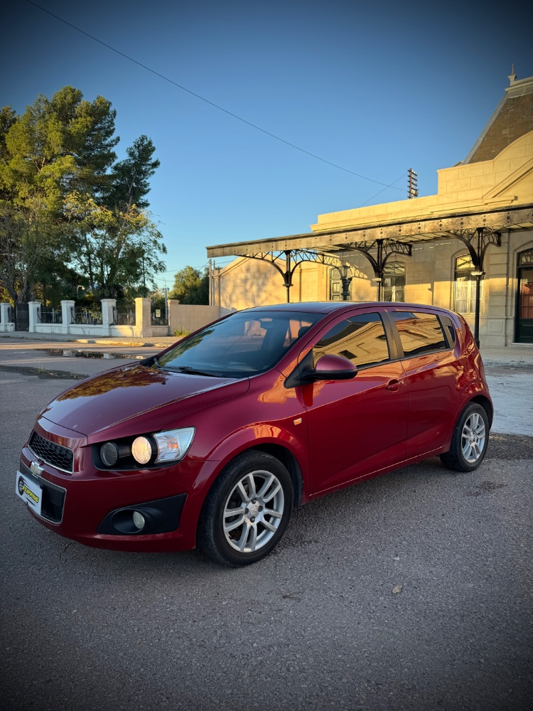 Chevrolet Sonic LT — foto 6
