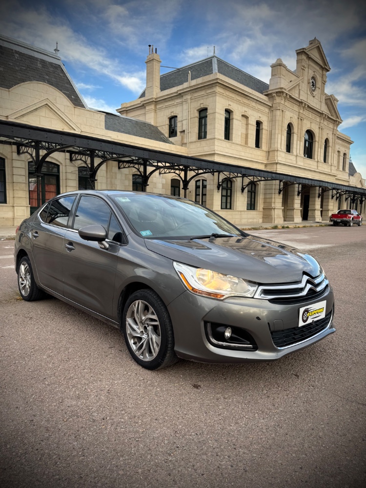 Citroën C4 Lounge — foto 5