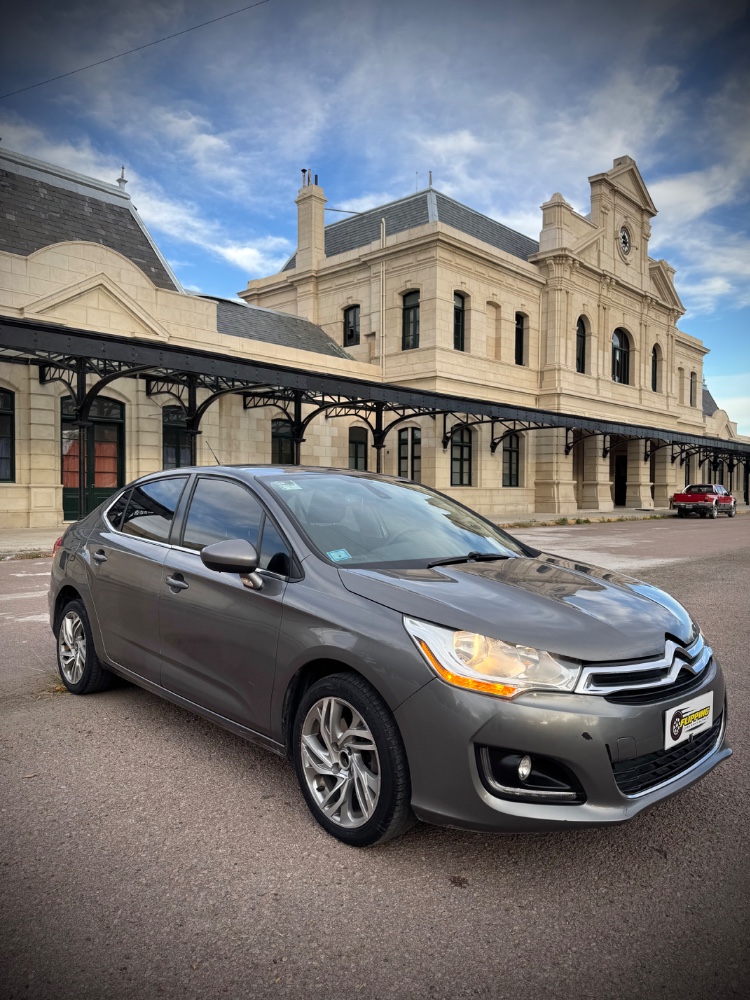 Citroën C4 Lounge — foto 6