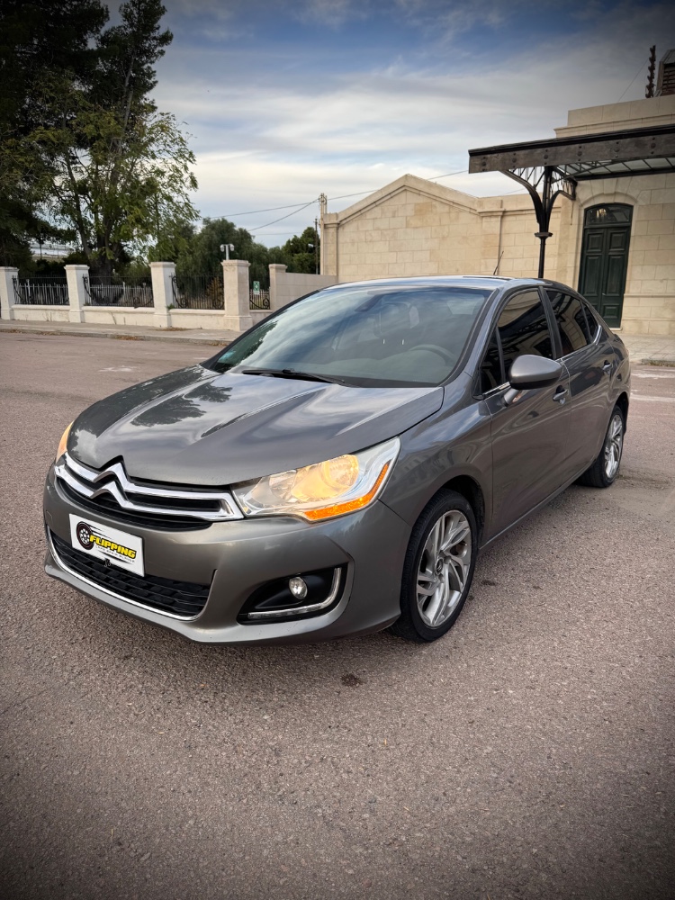 Citroën C4 Lounge — foto 8