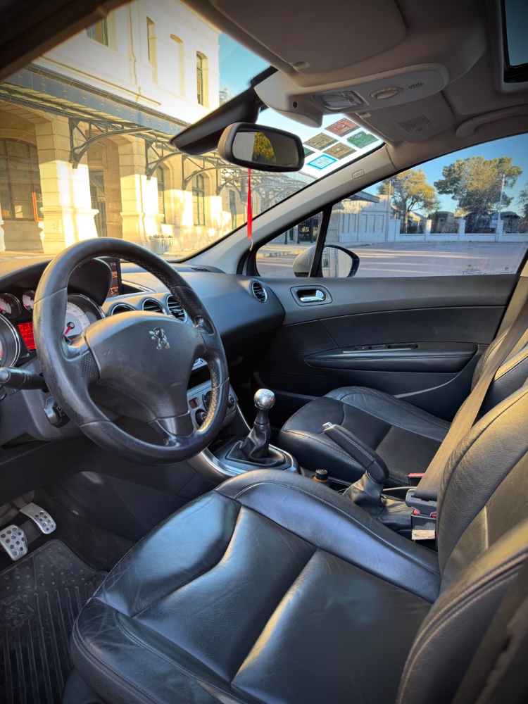Peugeot 408 Allure — foto 4