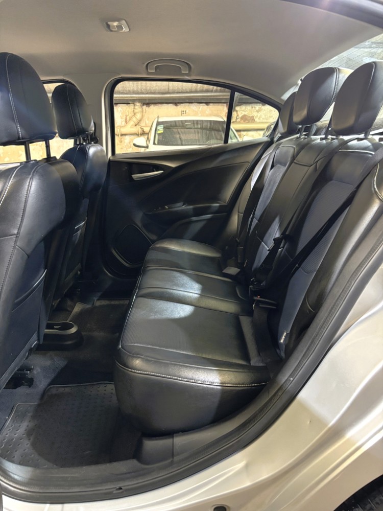 Fiat Cronos 1.8 Precision At — foto 13