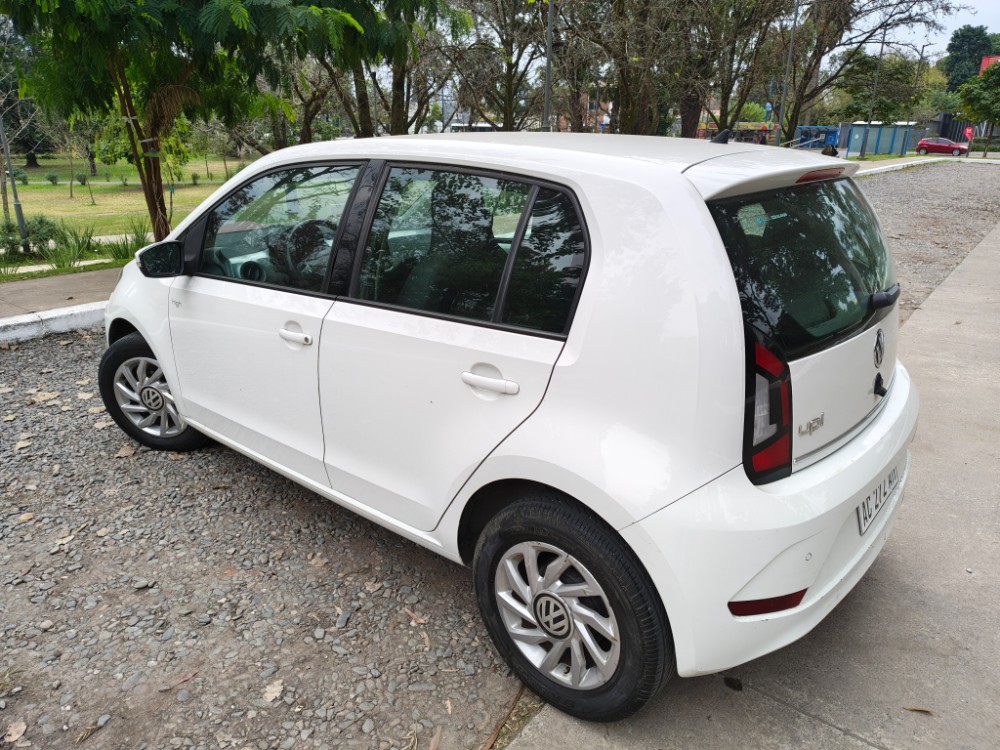 Volkswagen UP 1.0 HIGH — foto 7