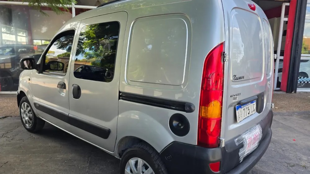 Renault KANGOO 1.6 CONFORT — foto 2