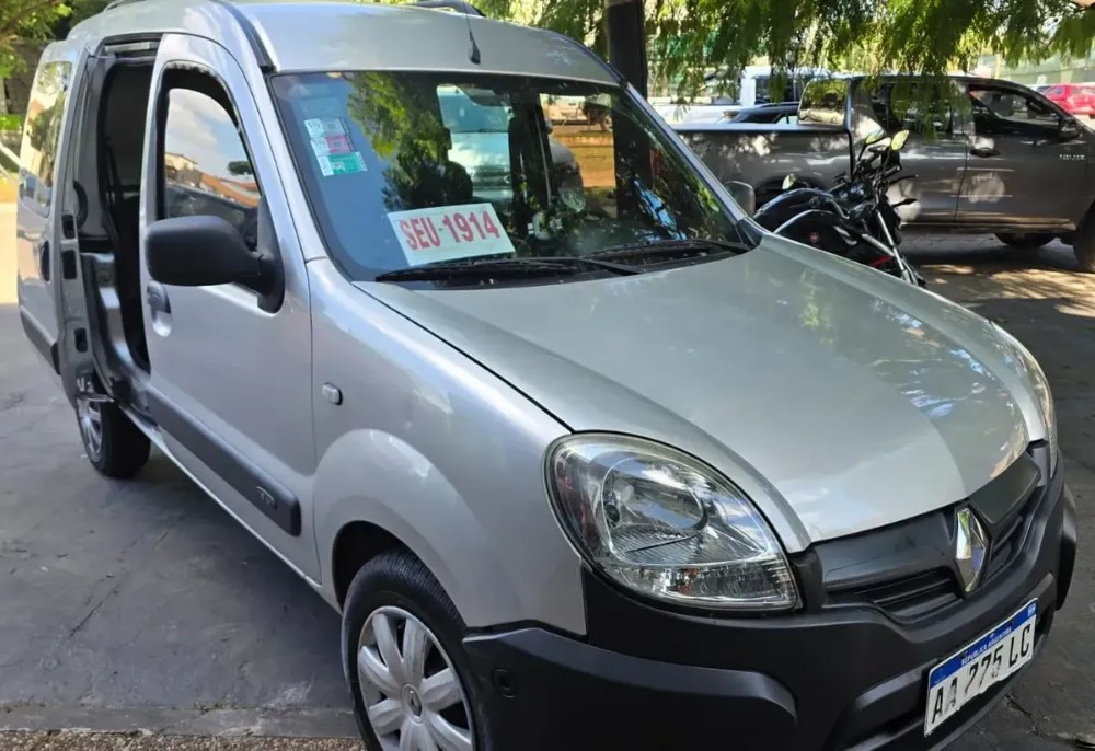 Renault KANGOO 1.6 CONFORT — foto 4
