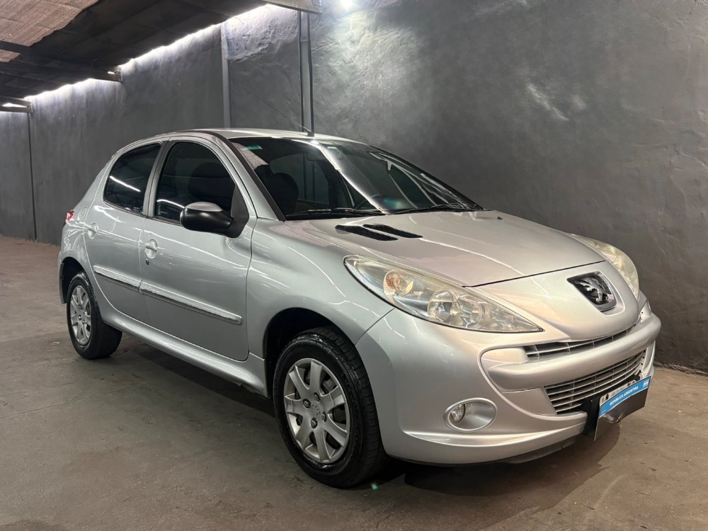 Peugeot 207 Compact allure 1.4