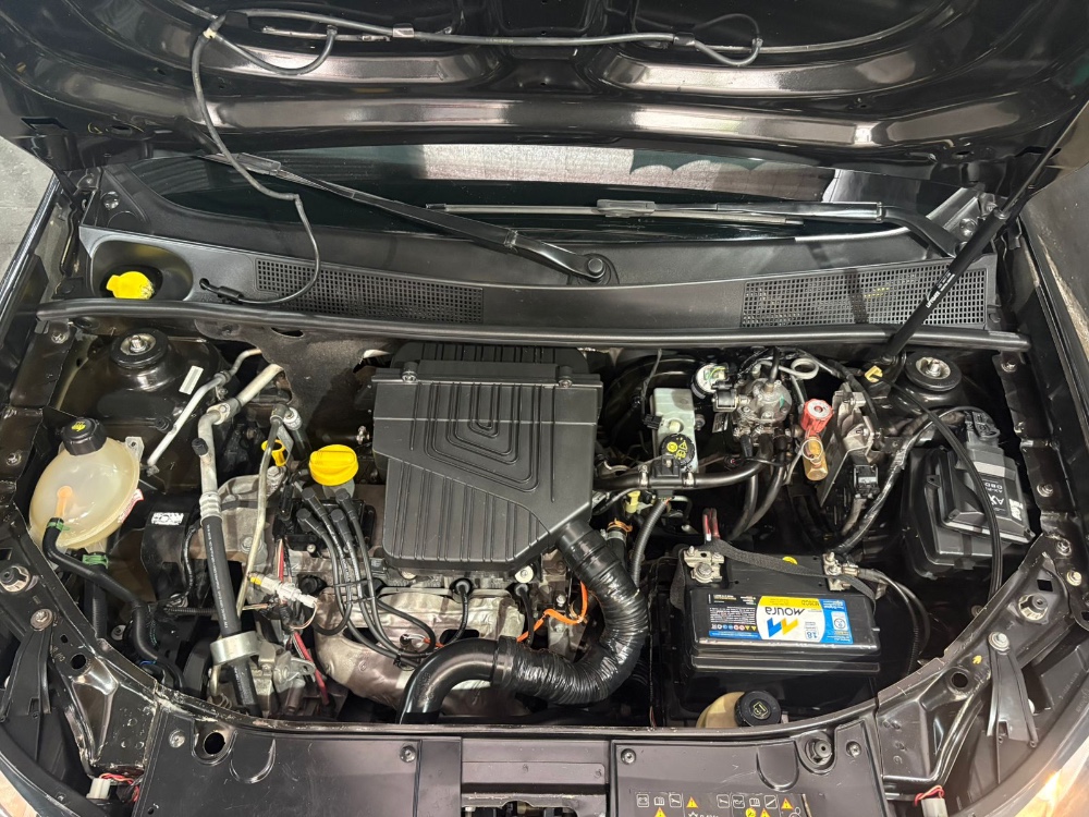 Renault Logan Authentique 1.6 c/ gnc — foto 9