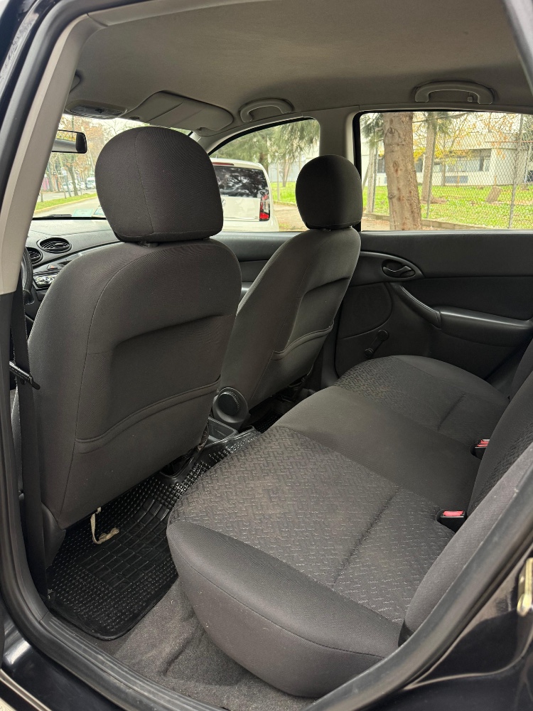Ford Focus one ambiente 1.6 — foto 5