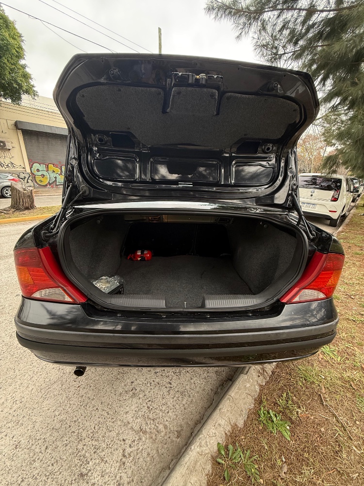 Ford Focus one ambiente 1.6 — foto 10