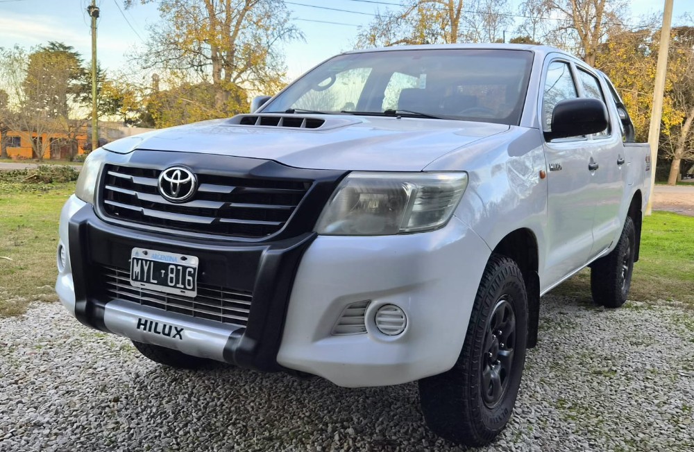 Toyota TOYOTA  HILUX DX 2013 4x4 — foto 2