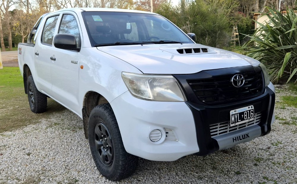 Toyota TOYOTA  HILUX DX 2013 4x4 — foto 3
