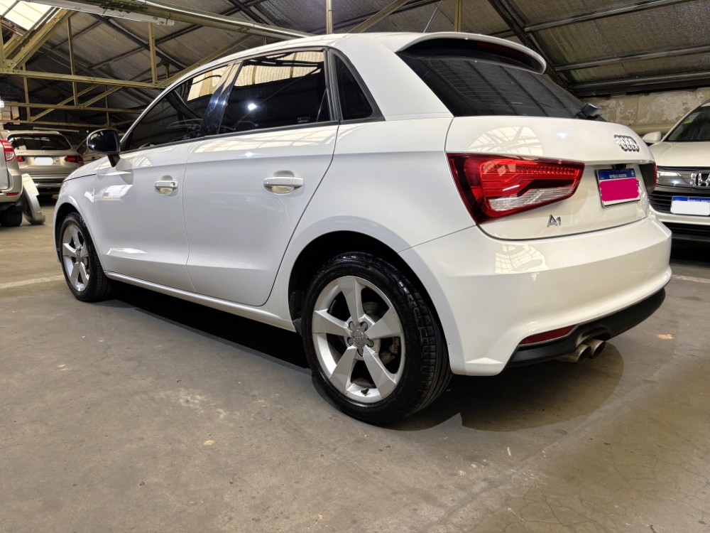 Audi A1 Sportback 1.4 TFSI — foto 2