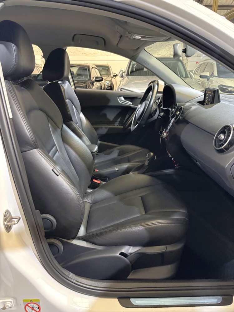 Audi A1 Sportback 1.4 TFSI — foto 14