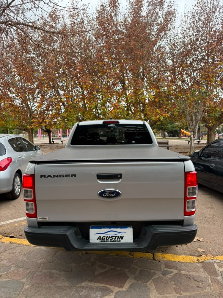 Ford Ranger 2.2 — foto 2