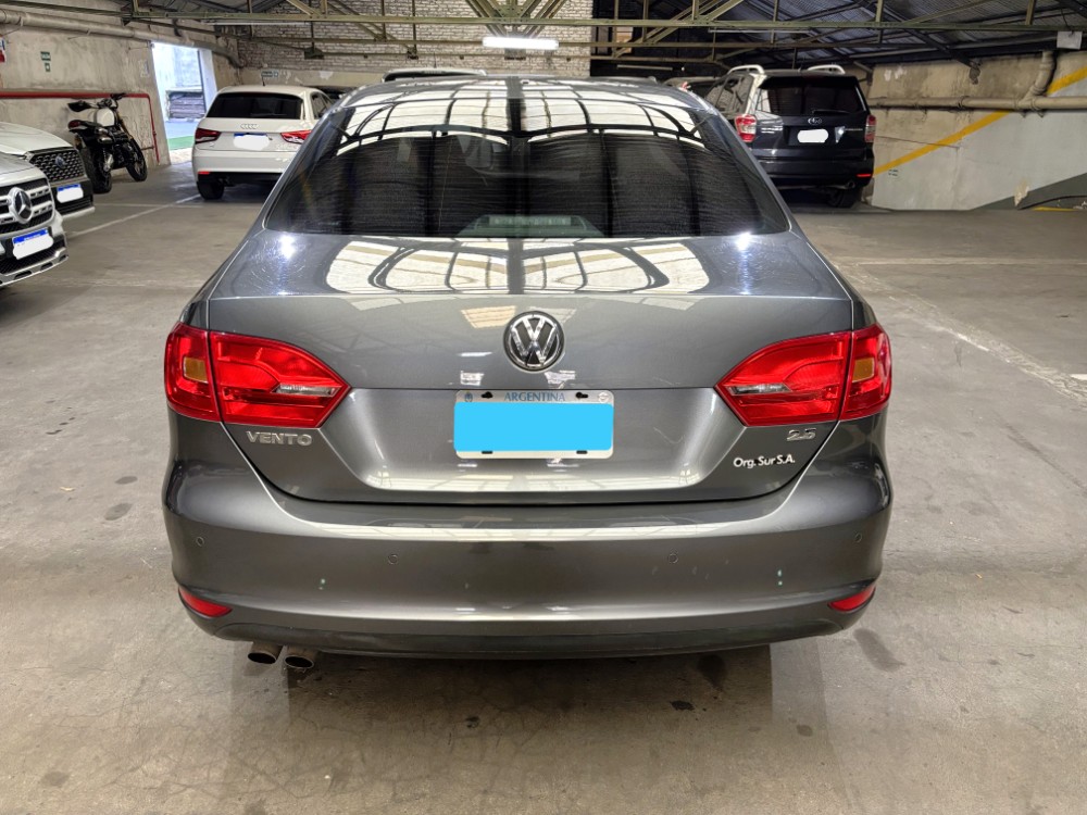 Volkswagen Vento 2.5 Luxury AT — foto 6
