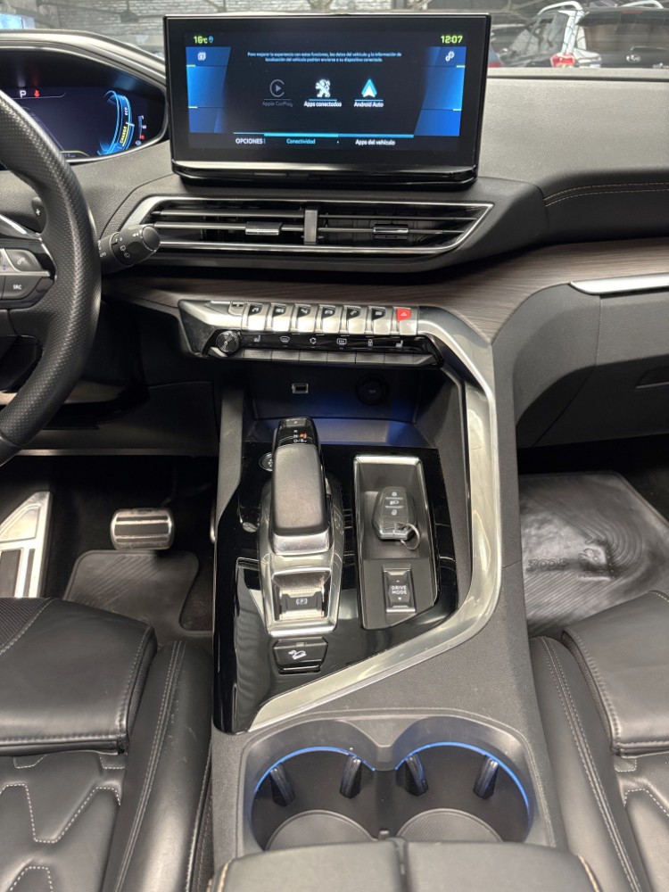 Peugeot 3008  GT PACK HYBRID4 — foto 9