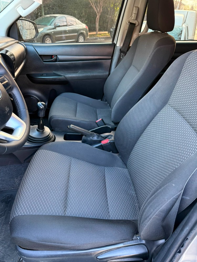 Toyota Hilux 4X4 DC DX 2.4L TDI 6 MT — foto 10