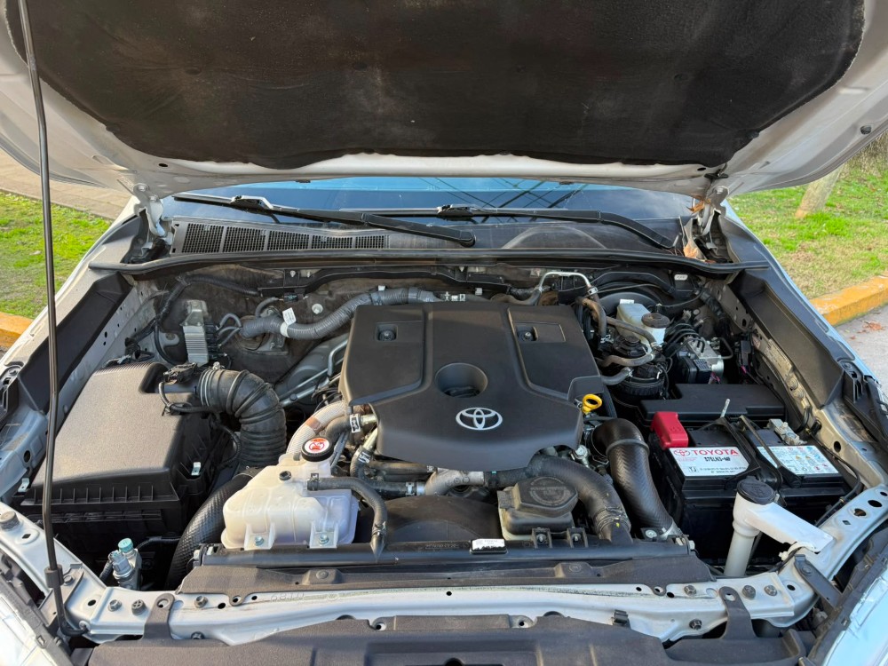 Toyota Hilux 4X4 DC DX 2.4L TDI 6 MT — foto 14