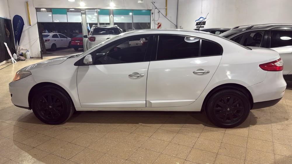 Renault Fluence — foto 3