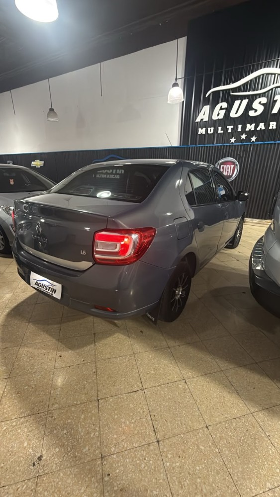 Renault Logan Expression — foto 4