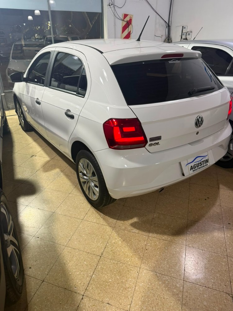 Volkswagen Gol Trend — foto 6
