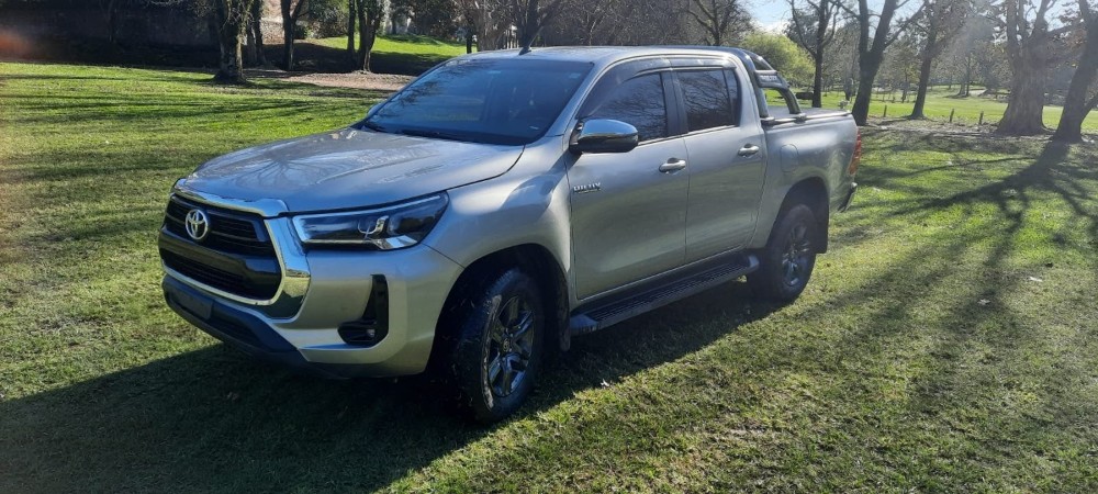 Toyota Hilux  SRV 2.8  — foto 4