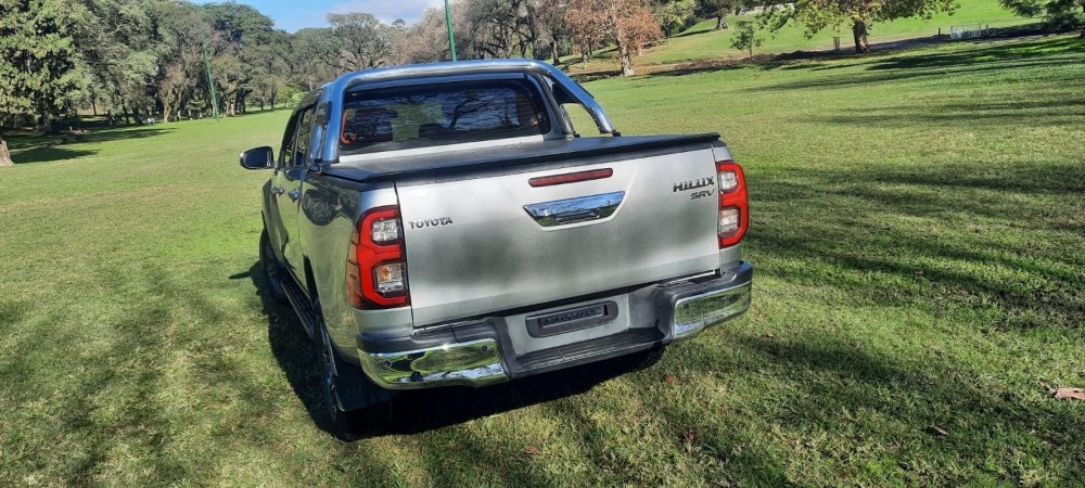 Toyota Hilux  SRV 2.8  — foto 6