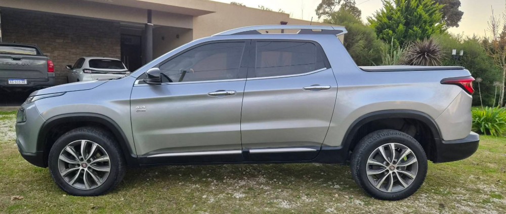 Fiat FIAT TORO VOLCANO 2.0 16V 4X4 — foto 9
