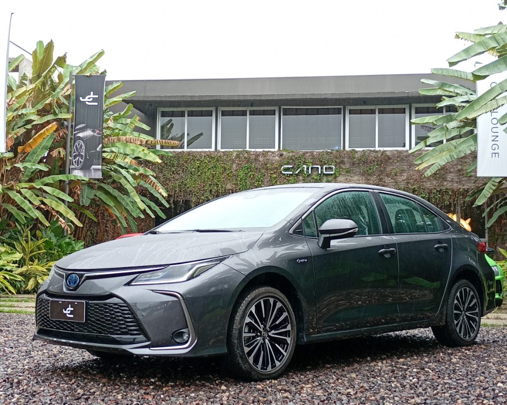 Toyota COROLLA SEG HEV ECVT — foto 8